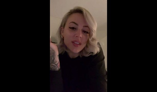 woahkenzy masturbating her black dildo